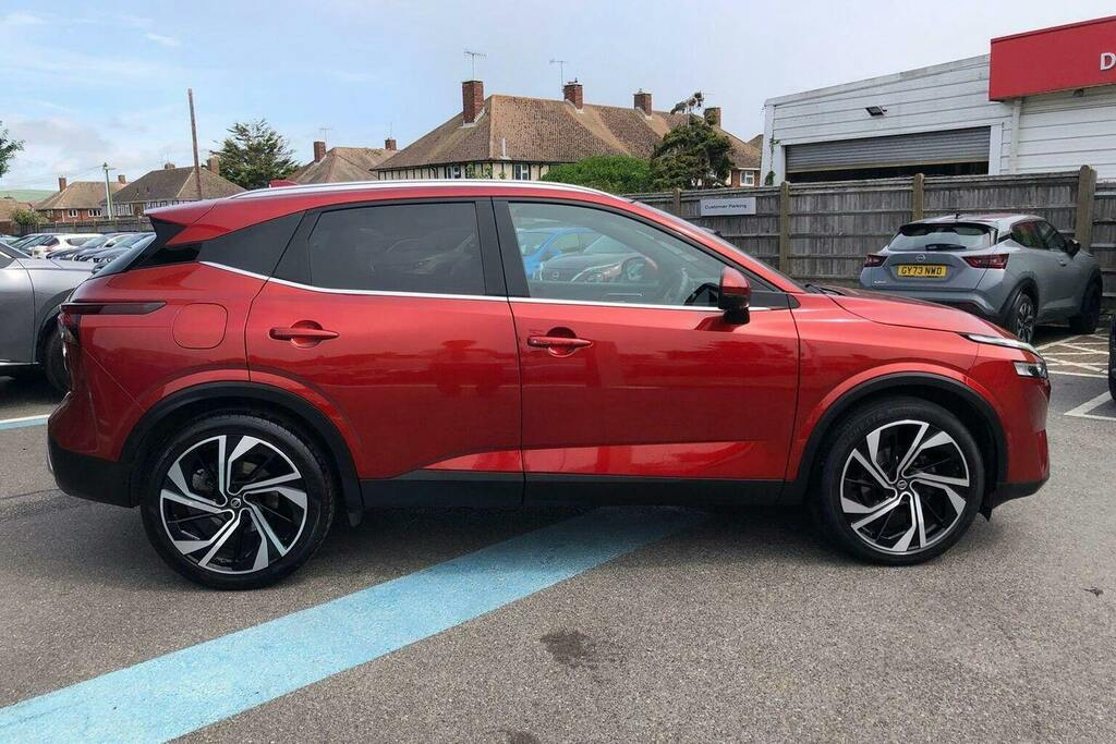 Nissan Qashqai 1.3 Dig T Mhev Tekna Plus Suv Hybrid Ma FL71UMC Red #2