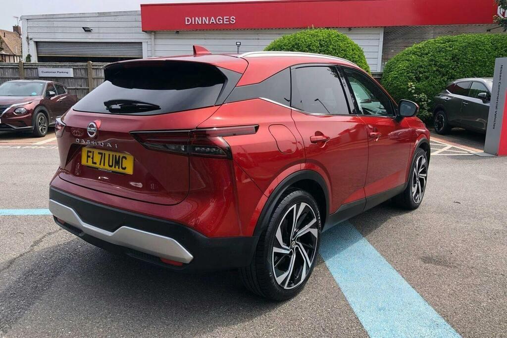 Nissan Qashqai 1.3 Dig T Mhev Tekna Plus Suv Hybrid Ma FL71UMC Red #3