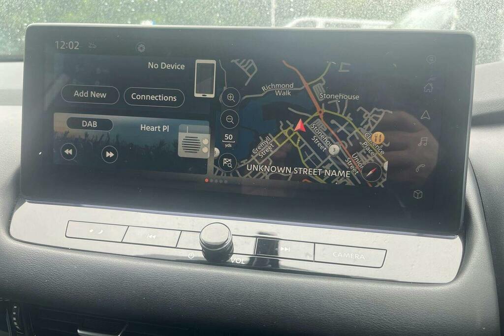 Nissan Qashqai E-power Acenta Premium Red #19