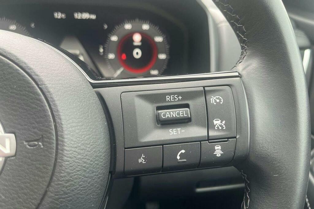 Nissan Qashqai E-power Acenta Premium Red #33