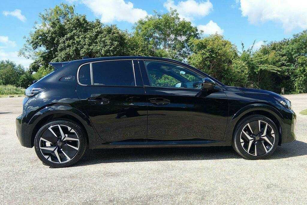 Peugeot 208 1.2 Gt Premium Hatchback Hybrid E Dsc6 GV75CVZ Black #2