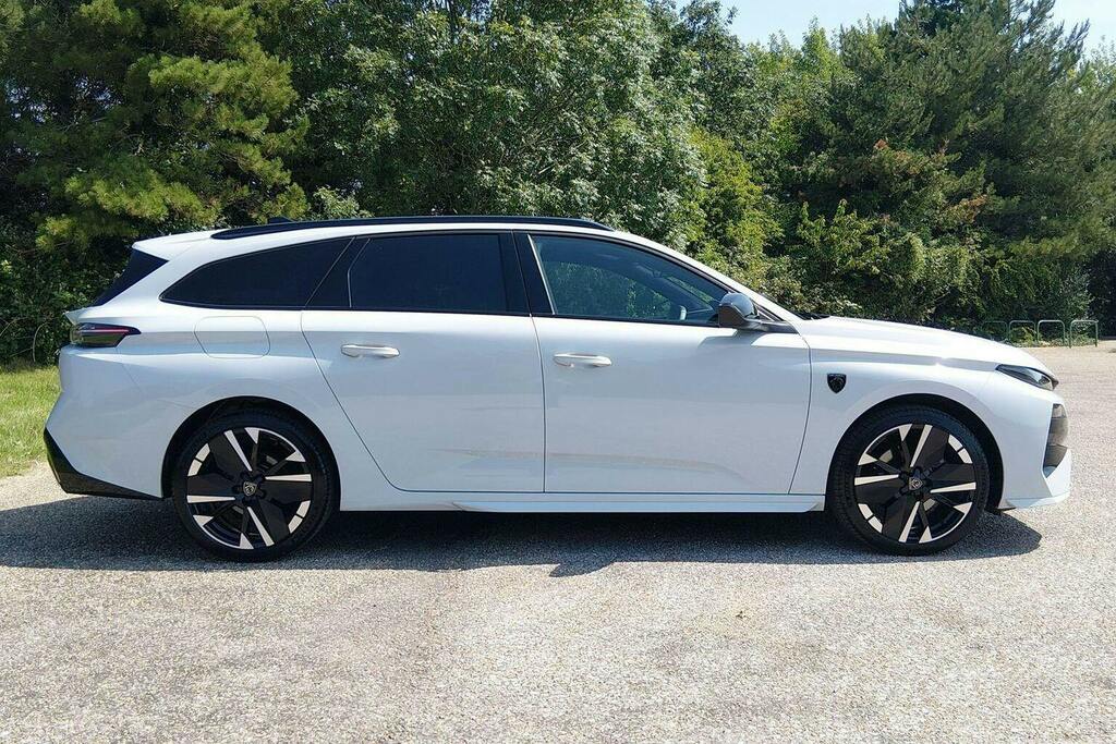Peugeot 308 SW 1.2 Gt Estate Hybrid E Dsc White #2