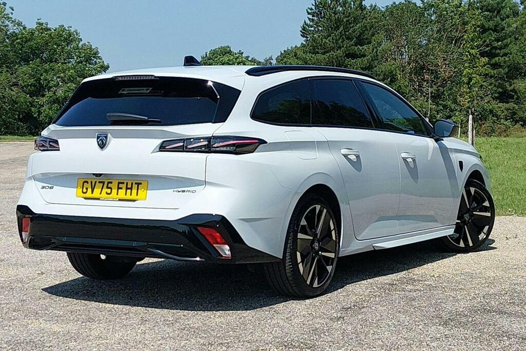 Peugeot 308 SW 1.2 Gt Estate Hybrid E Dsc White #3
