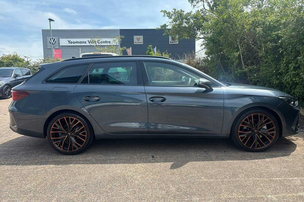Cupra Leon 1.5 Etsi V3 Estate Hybrid Dsg Grey #2