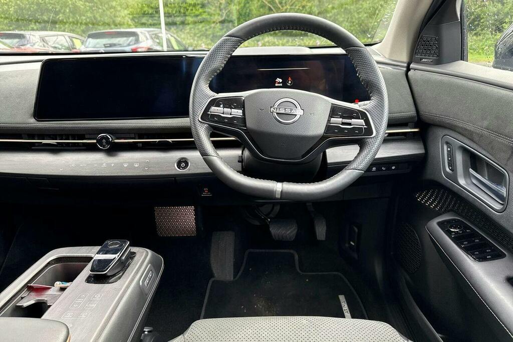 Nissan Ariya Advance Black #12