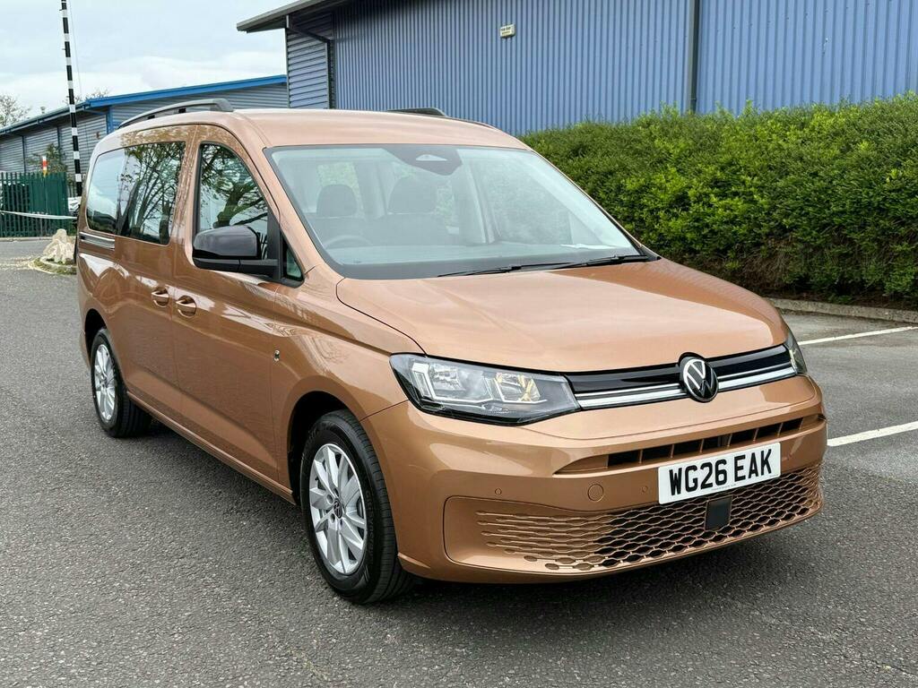 Volkswagen Caddy Maxi Life 2.0 Tdi Life Mpv Dsg Brown