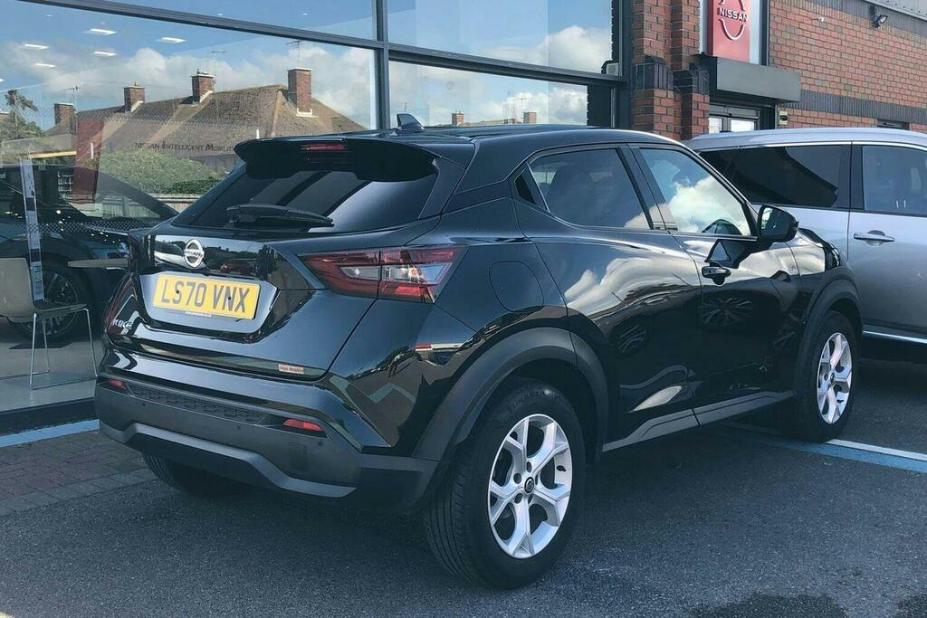 Nissan Juke 1.0 Dig T N Connecta Suv Dct LS70VNX Black #3