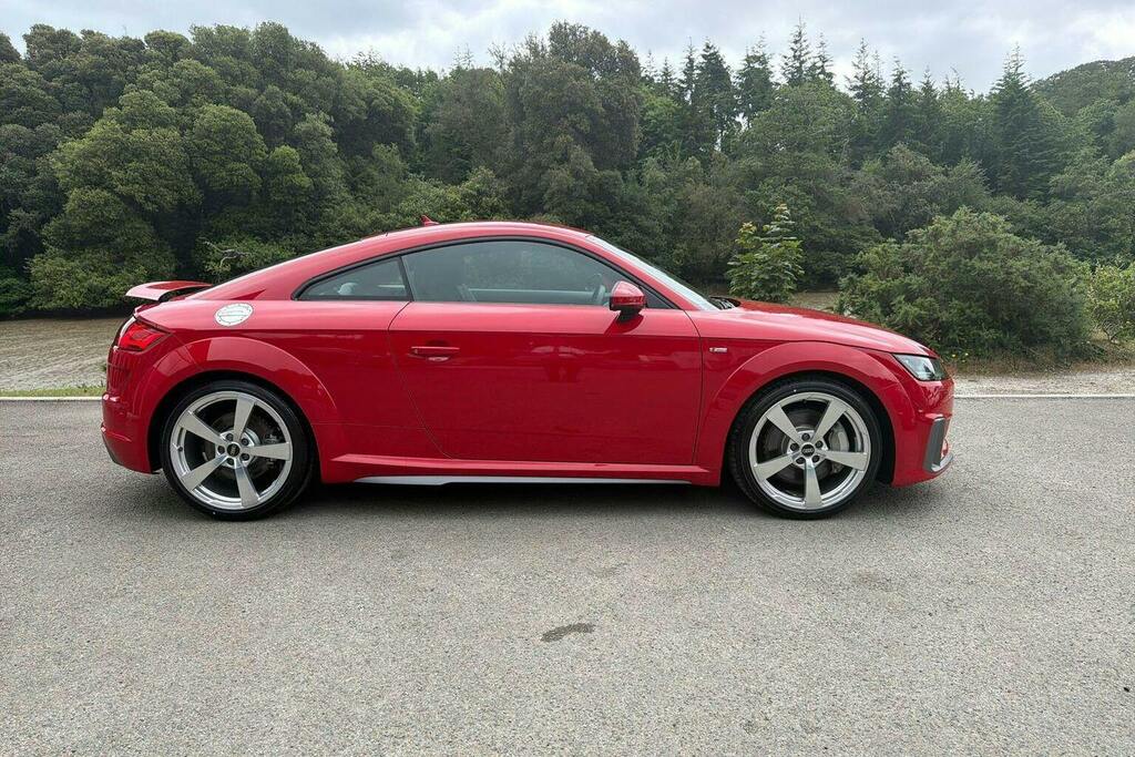 Audi TT 2.0 Tfsi 45 S Line Coupe S Tronic Red #2