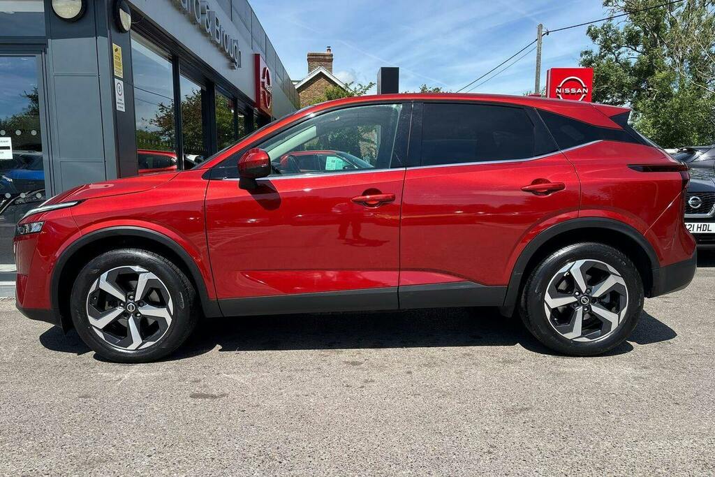Nissan Qashqai 1.3 Dig T Mhev N Connecta Suv Hybrid Xt EA22WMC Red #6