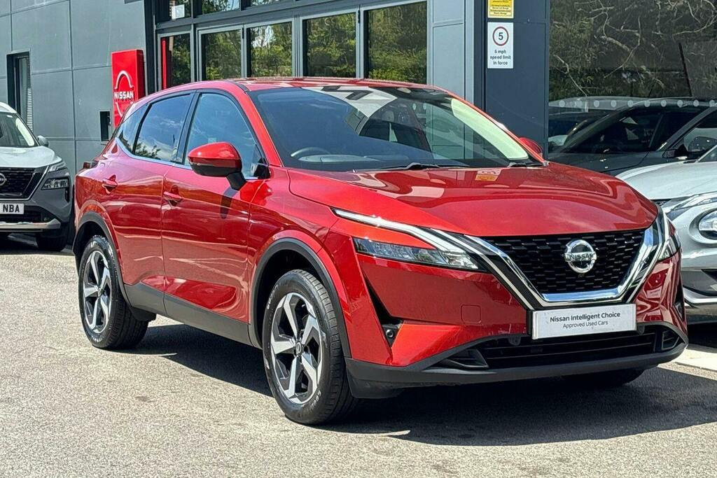 Nissan Qashqai 1.3 Dig T Mhev N Connecta Suv Hybrid Xt Red