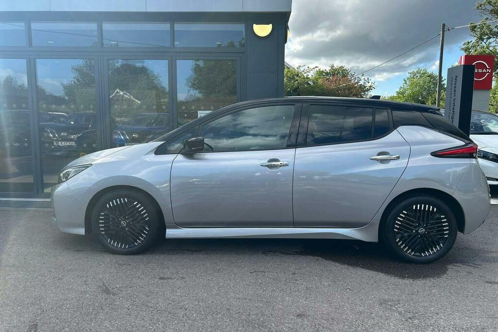 Nissan Leaf 39Kwh N Connecta Hatchback Silver #6