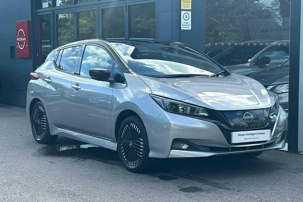 Nissan Leaf 39Kwh N Connecta Hatchback Silver