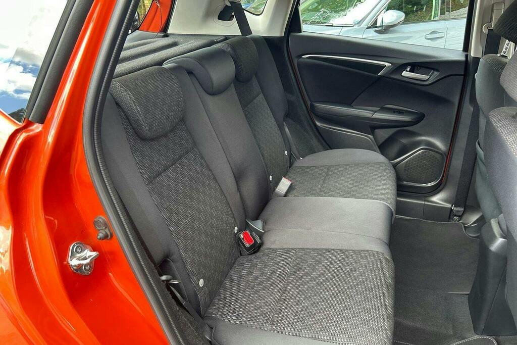 Honda Jazz 1.3 I-vtec Ex Cvt Hatchback White #25