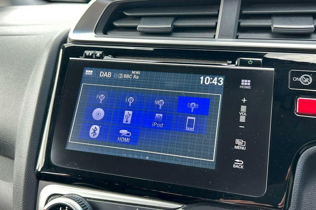 Honda Jazz 1.3 I-vtec Ex Cvt Hatchback White #20