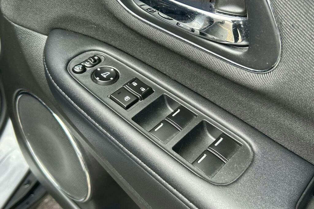 Honda Hr-V Ex Black #27