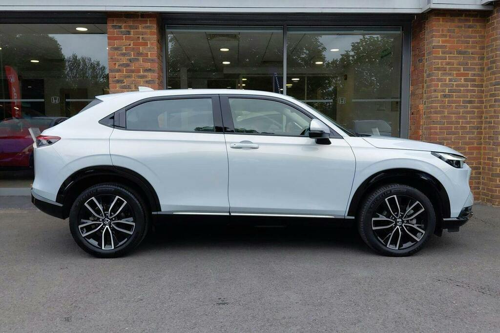 Honda Hr-V 1.5 H I Mmd Advance Suv Hybrid Cvt White #2