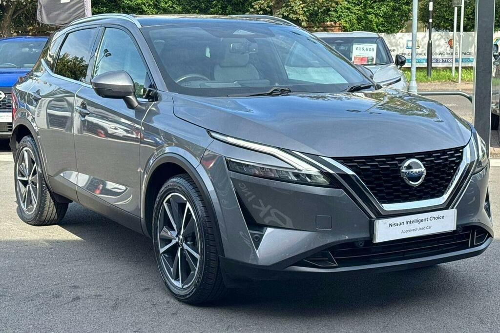 Nissan Qashqai 1.3 Dig T Mhev Tekna Suv Hybrid GF22GFK Grey