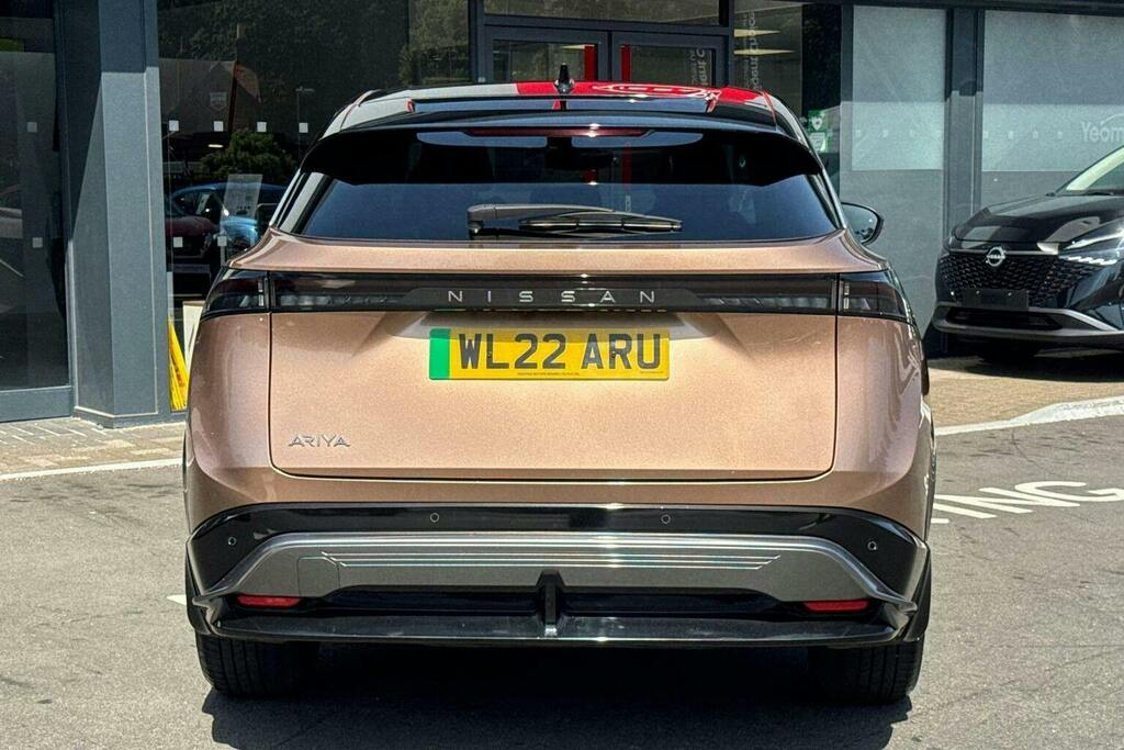 Nissan Ariya 63Kwh Advance Suv 7.4Kw Charger Brown #4