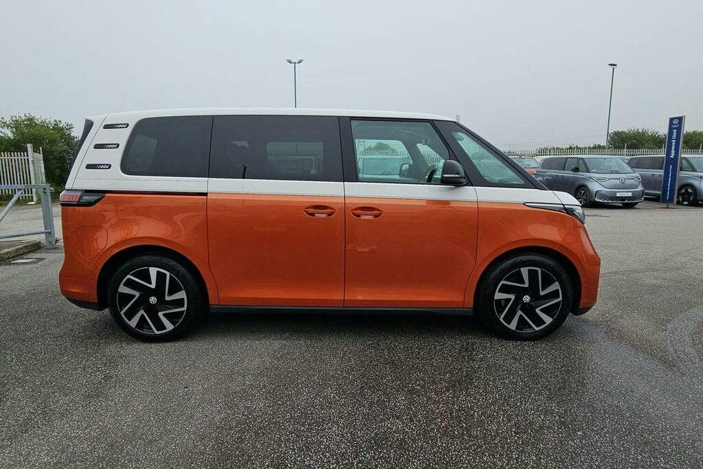 Volkswagen ID.Buzz Pro 77Kwh Style Mpv White #2