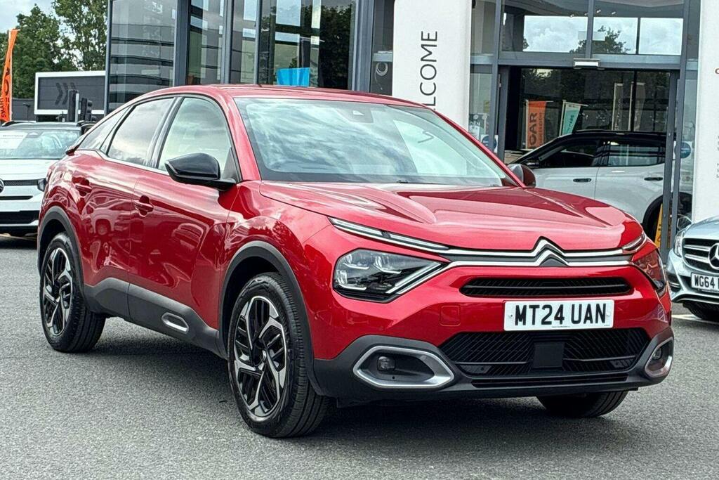 Citroen C4 1.2 Puretech Max Hatchback Eat8 Red