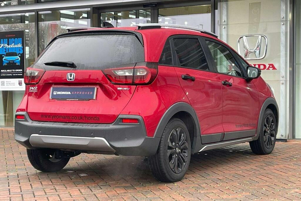 Honda Jazz 1.5 H I Mmd Crosstar Advance Hatchback Red #3