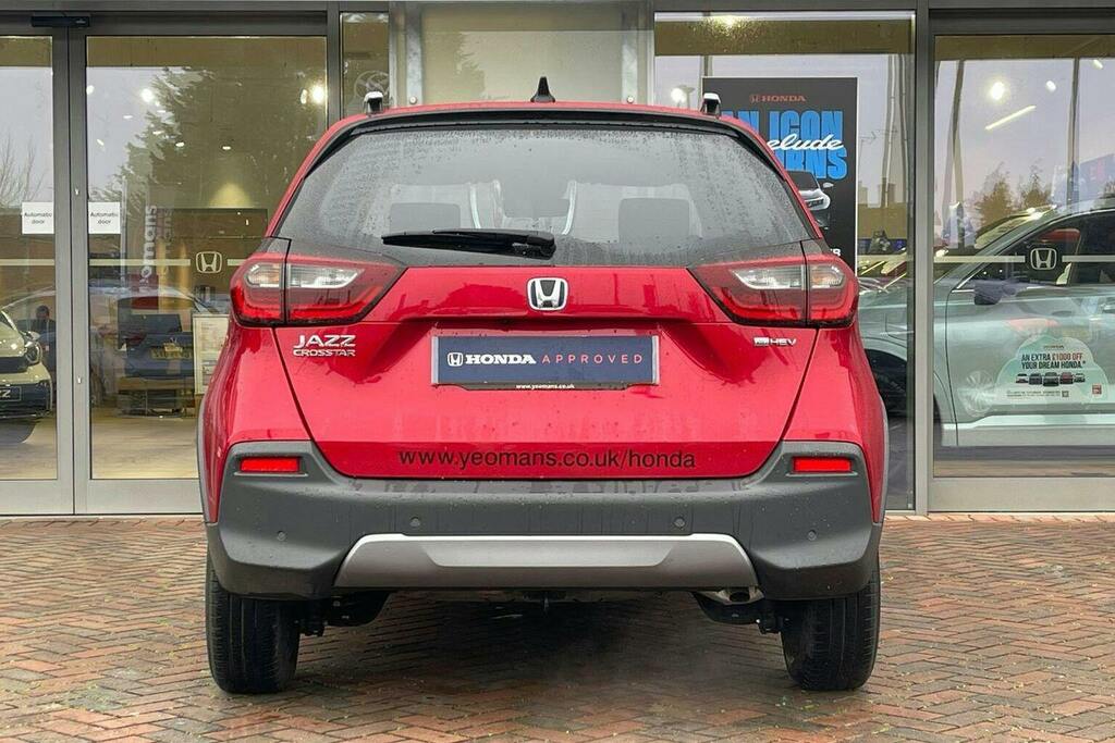 Honda Jazz 1.5 H I Mmd Crosstar Advance Hatchback Red #4