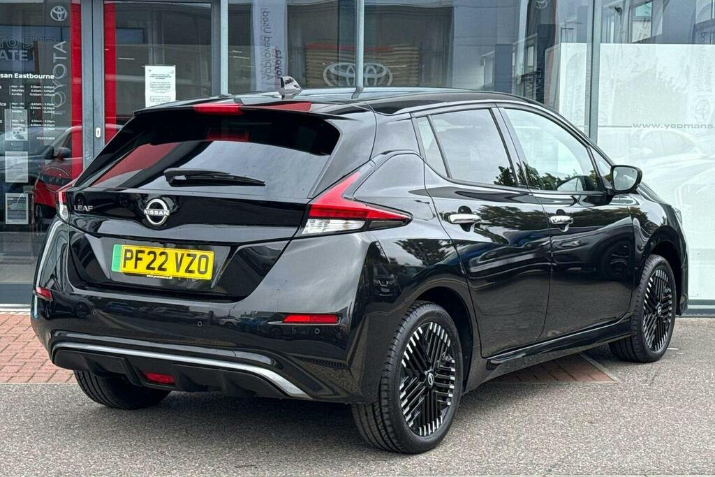 Nissan Leaf 59Kwh E Plus Tekna Hatchback Black #3