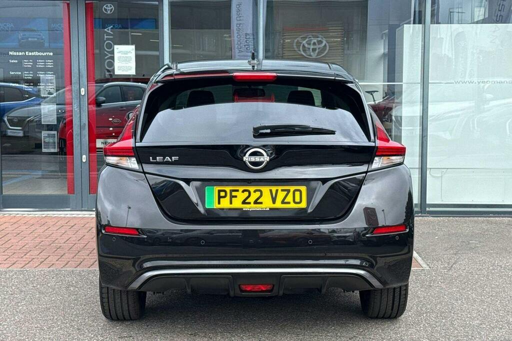 Nissan Leaf 59Kwh E Plus Tekna Hatchback Black #4