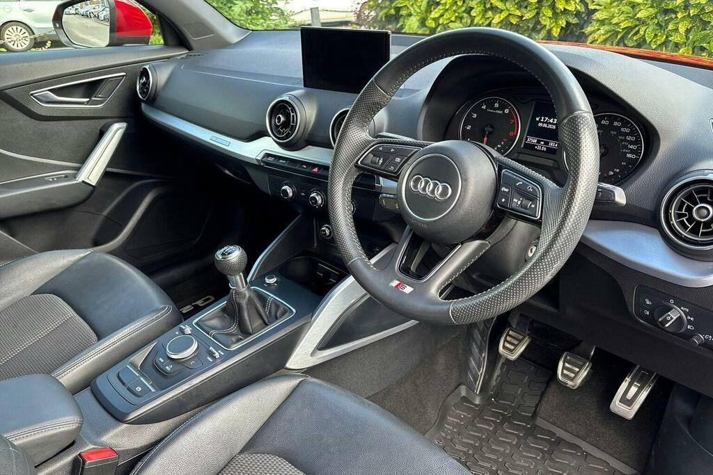 Audi Q2 Tfsi S Line White #10