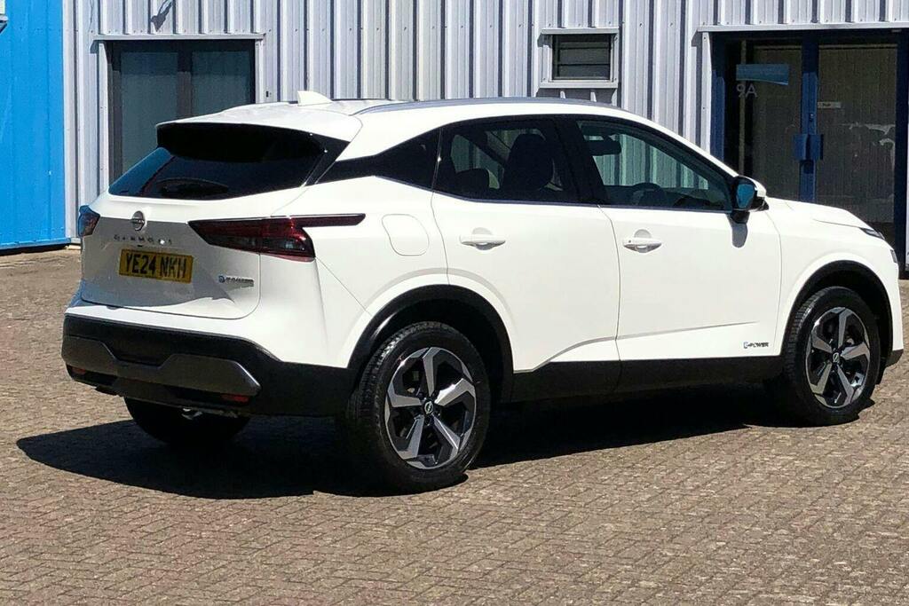 Nissan Qashqai 1.5 H E Power N Connecta Suv Hybrid Aut YE24NKH White #3