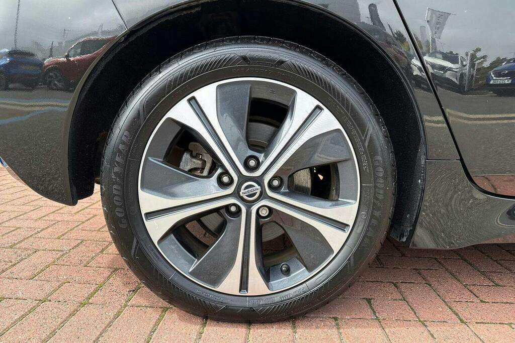 Nissan Leaf Leaf N-connecta White #9