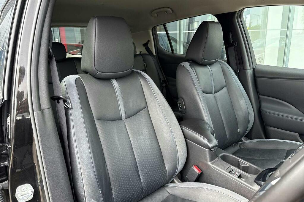 Nissan Leaf Leaf N-connecta White #24