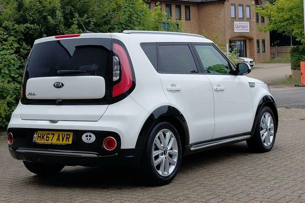 Kia Soul 1.6 Gdi 2 Suv White #3