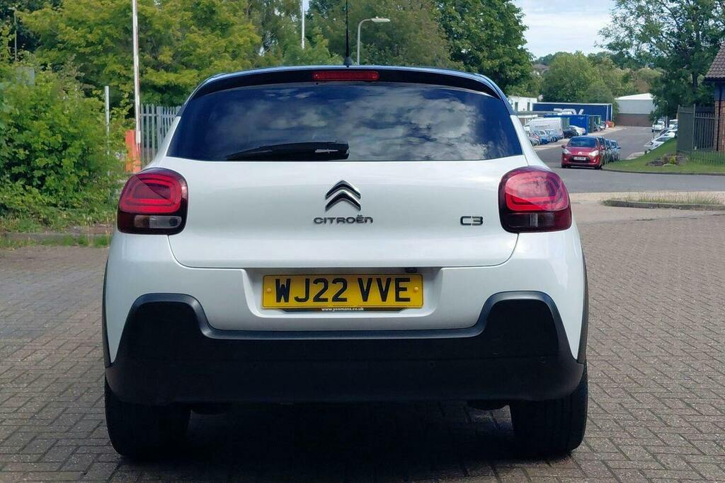 Citroen C3 1.5 Bluehdi Shine Plus Hatchback WJ22VVE White #4