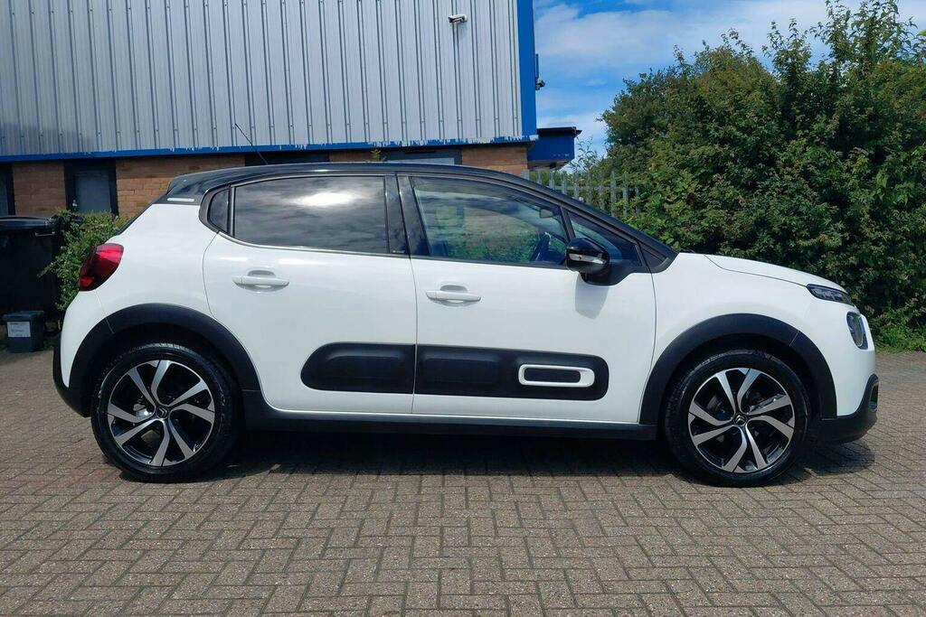 Citroen C3 1.5 Bluehdi Shine Plus Hatchback WJ22VVE White #2