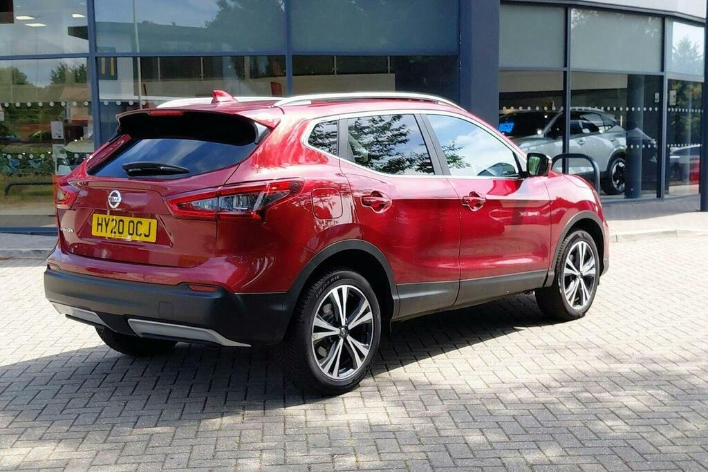 Nissan Qashqai 1.3 Dig T N Connecta Suv HY20OCJ Red #3