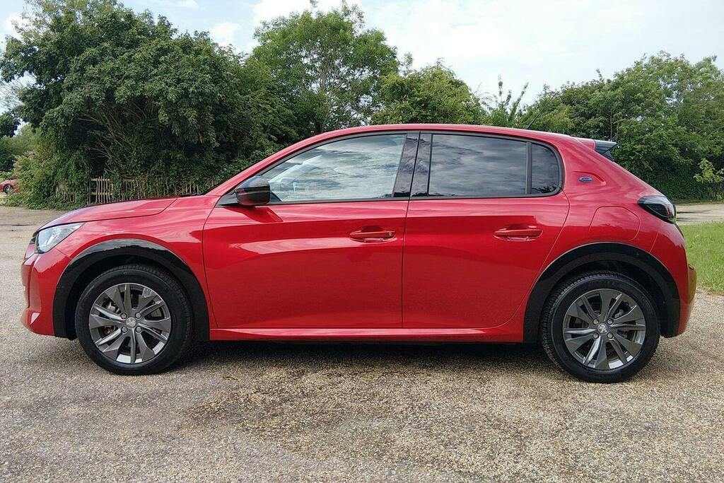 Peugeot e-208 50Kwh Allure Premium Hatchback Red #6