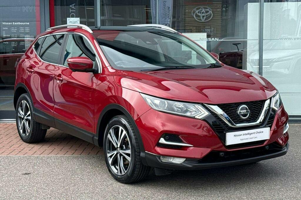 Nissan Qashqai 1.3 Dig T N Connecta Suv Dct Red