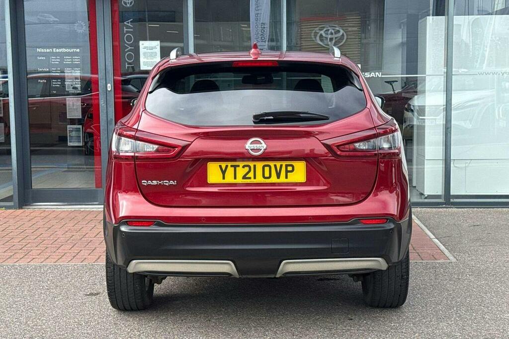 Nissan Qashqai 1.3 Dig T N Connecta Suv Dct Red #4