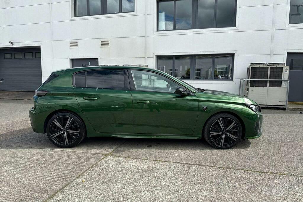 Peugeot 308 1.6 12.4Kwh Gt Premium Hatchback Plug I Green #2
