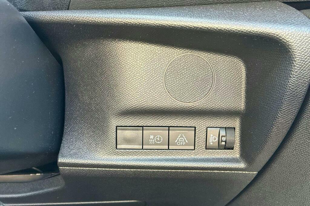 Citroen e-C4 100Kw Shine Plus 50Kwh White #24