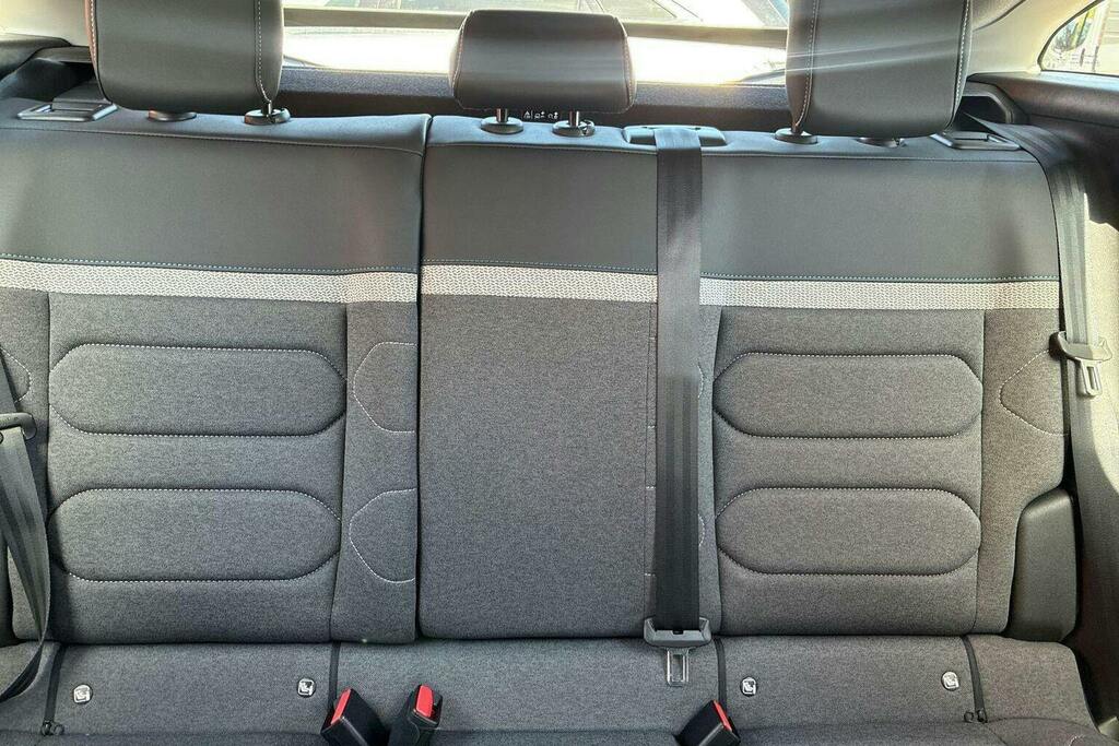 Citroen e-C4 100Kw Shine Plus 50Kwh White #25