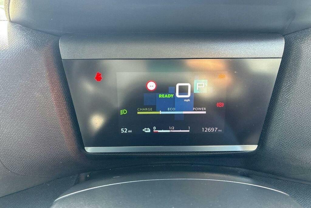 Citroen e-C4 100Kw Shine Plus 50Kwh White #14