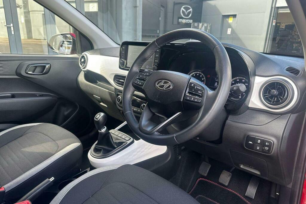 Hyundai I10 Hatchback Red #10