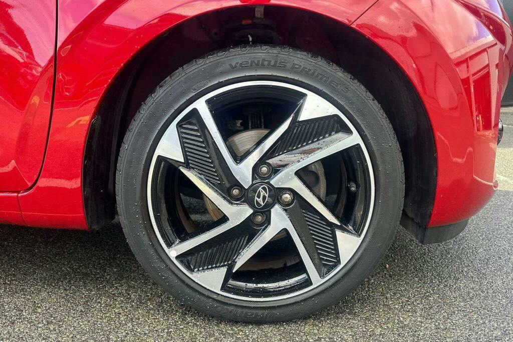 Hyundai I10 Hatchback Red #9