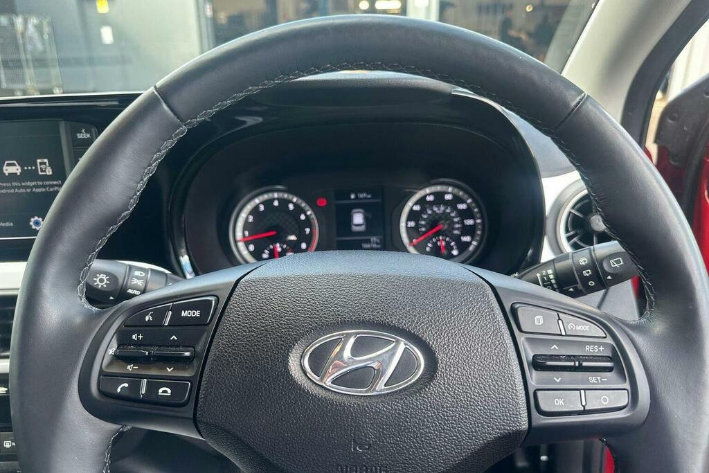 Hyundai I10 Hatchback Red #13