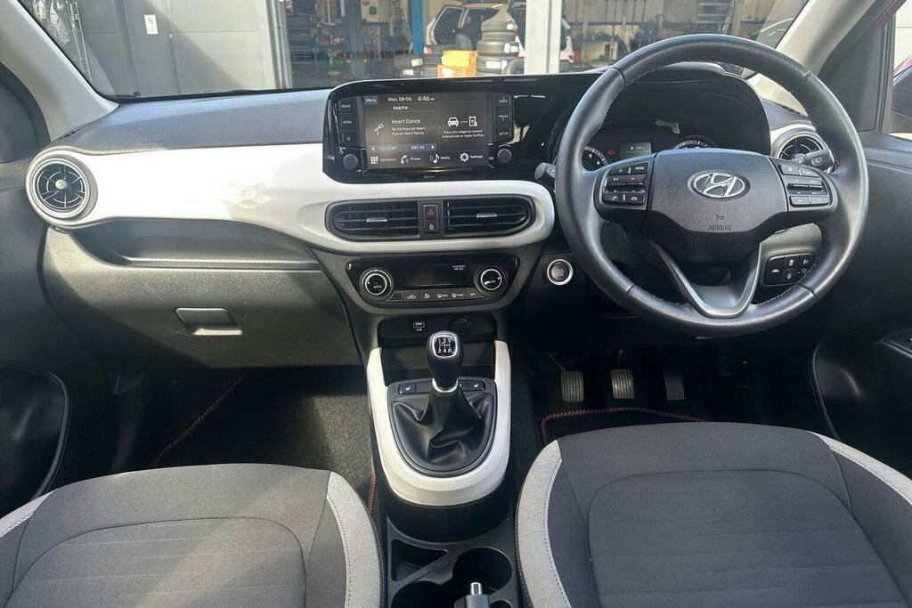 Hyundai I10 Hatchback Red #11