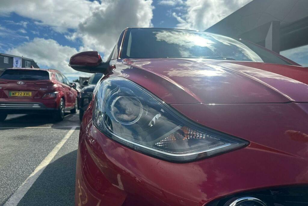 Hyundai I10 Hatchback Red #24
