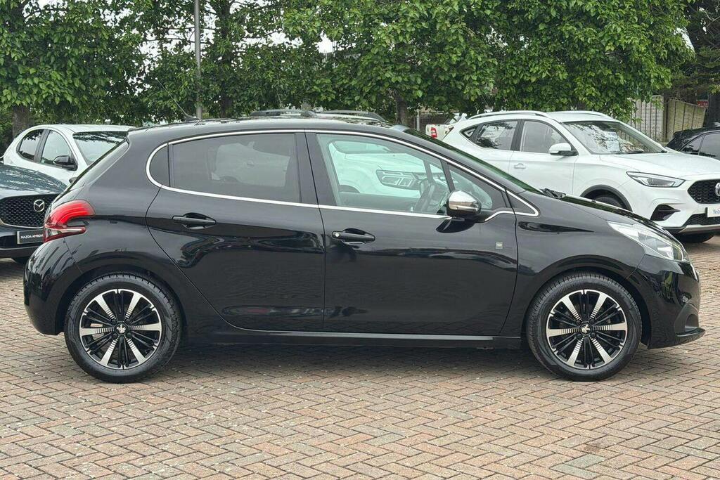 Peugeot 208 1.2 Puretech Tech Edition Hatchback Man Black #2