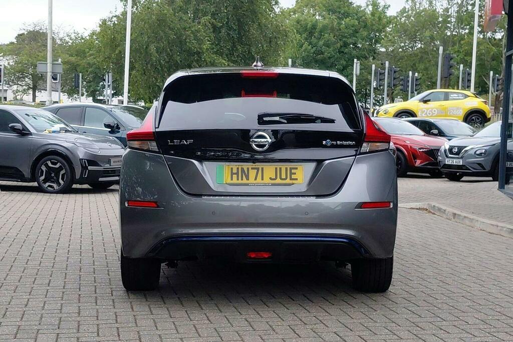 Nissan Leaf 62Kwh E Plus Tekna Hatchback HN71JUE Grey #4